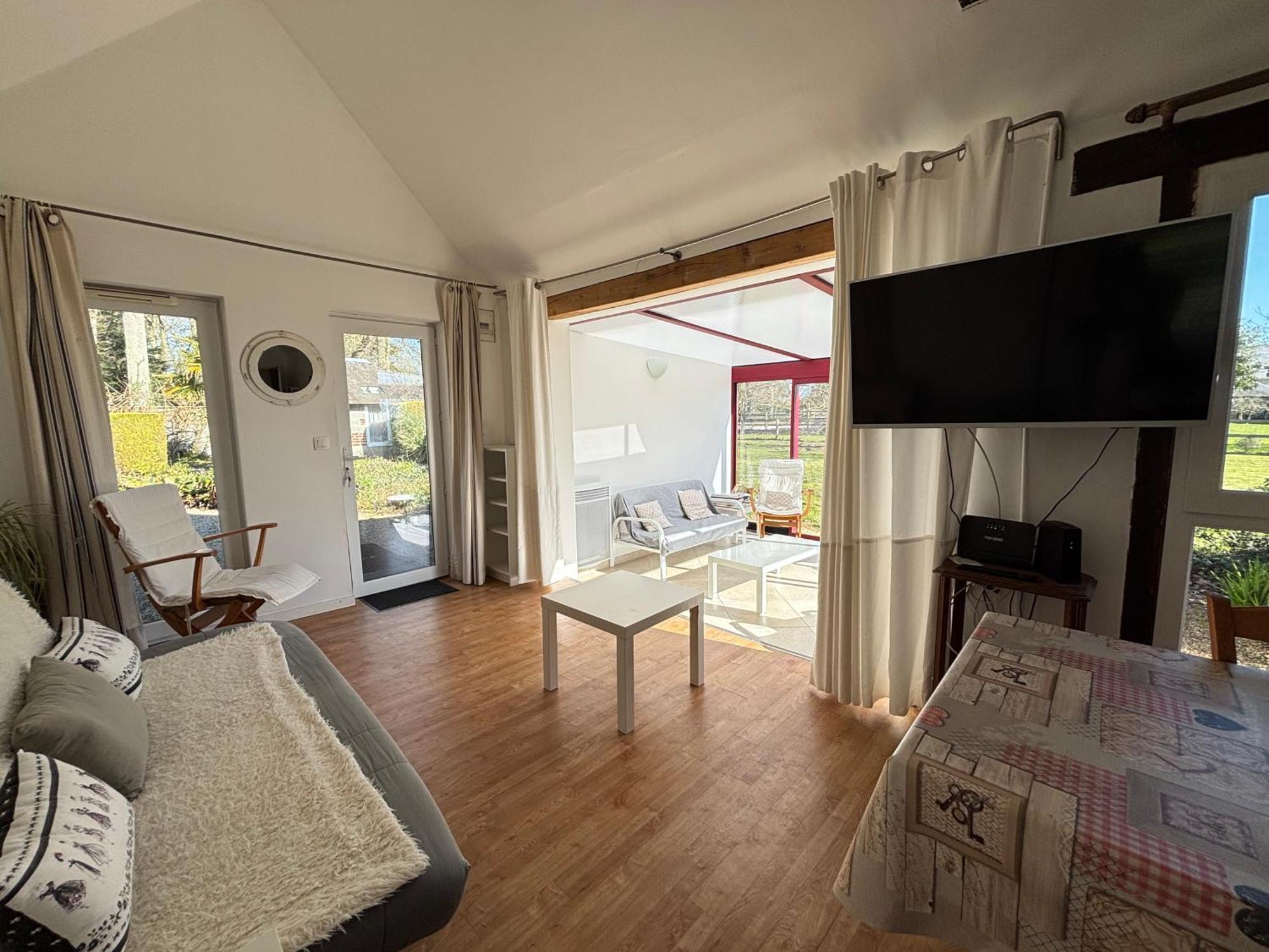 Maison De Campagne Lumineuse Spacieuse Dans Impasse Au Calme A Proximite D'Un Chateau Deux Verandas Grand Jardin Cabane Pour Velos, Pres Port En Bessin Et Bayeux, Proche Plages Du Debarquement Commes Eksteriør bilde
